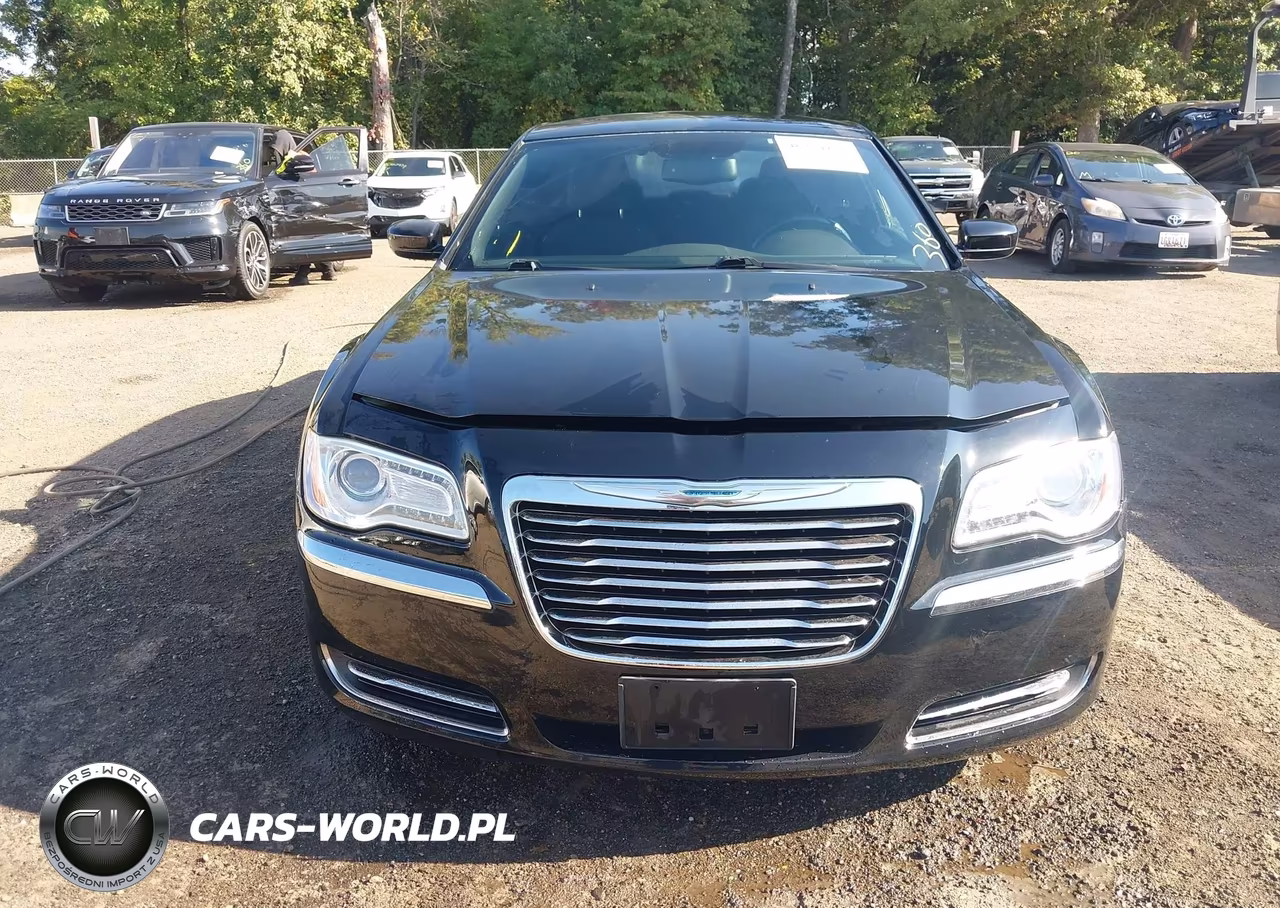 2012 Chrysler 300 VIN:2C3CCAAG5CH312907 - 11