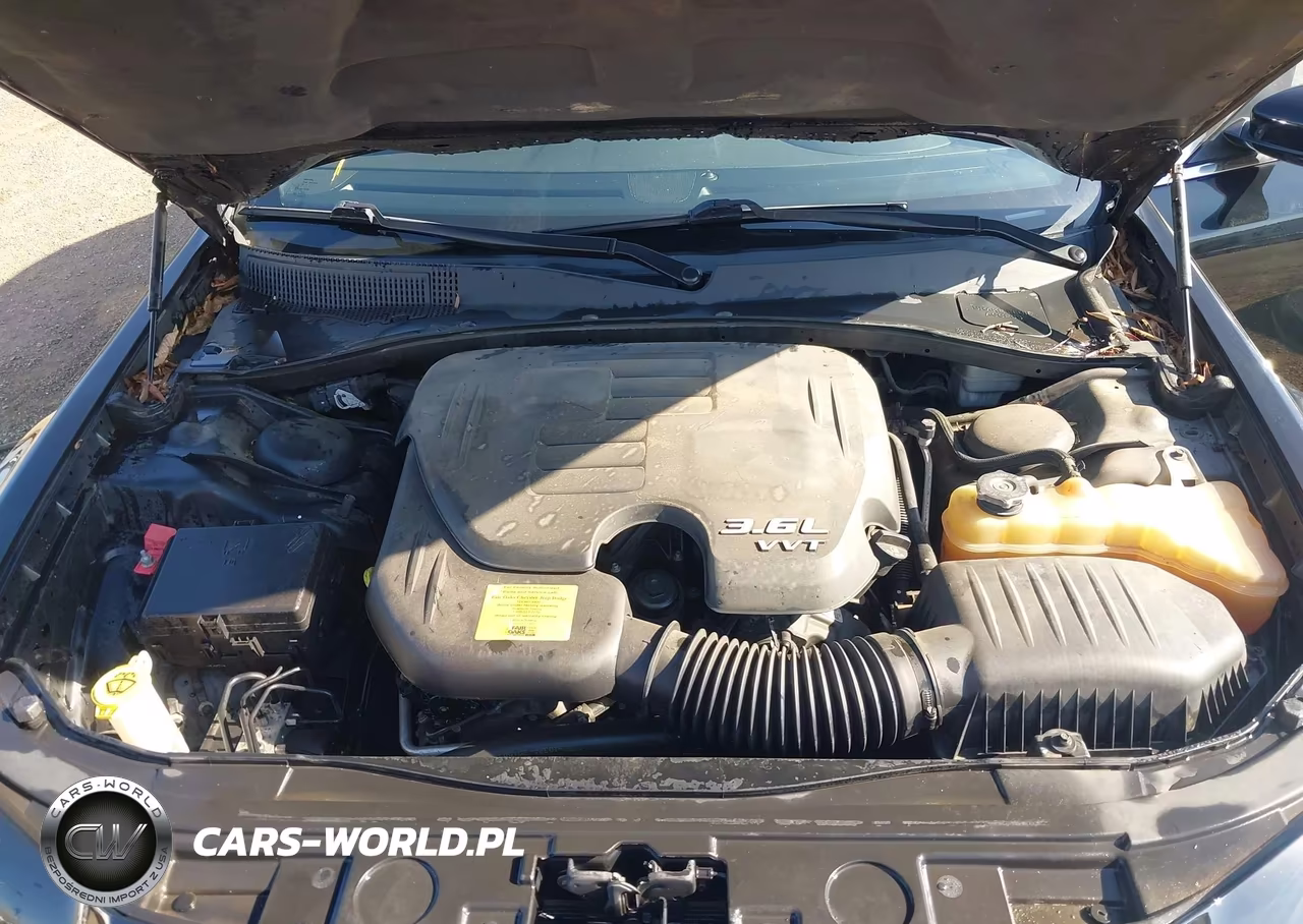 2012 Chrysler 300 VIN:2C3CCAAG5CH312907 - 9