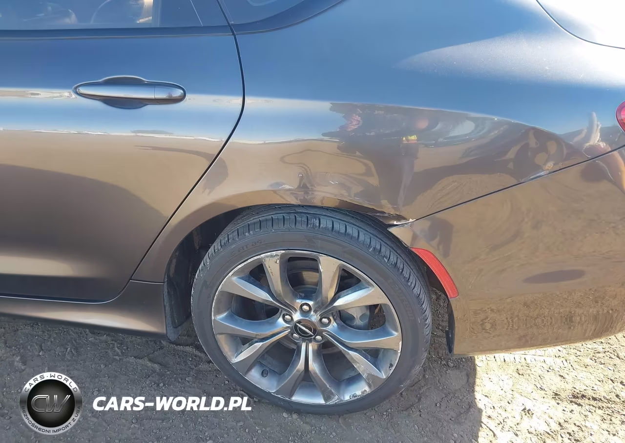 2016 Chrysler 200 S VIN:1C3CCCBGXGN138730 - 6