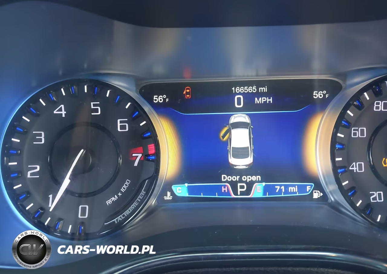 2016 Chrysler 200 S VIN:1C3CCCBGXGN138730 - 7