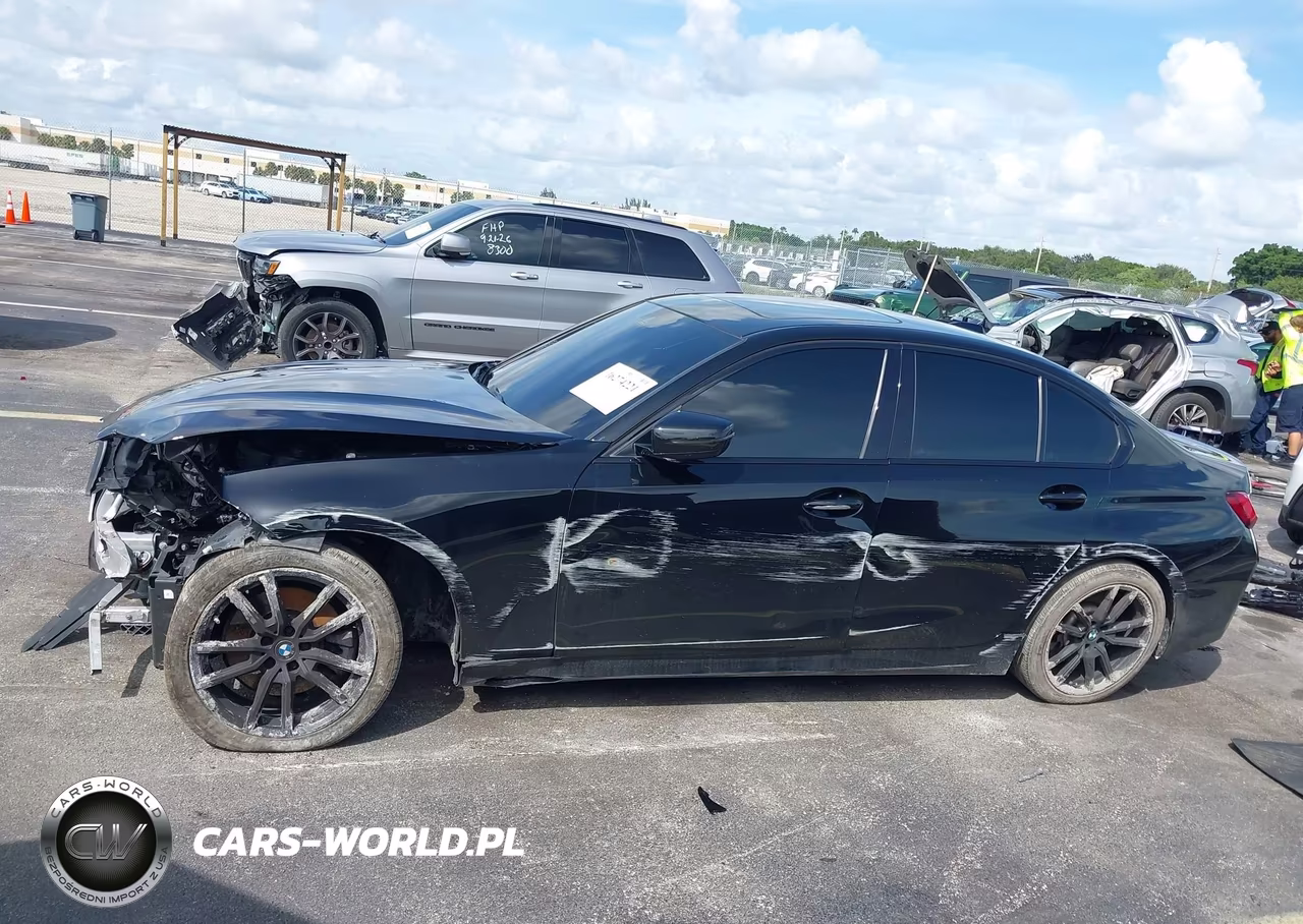 2023 BMW 330I VIN:3MW69FF00P8C83698 - 15