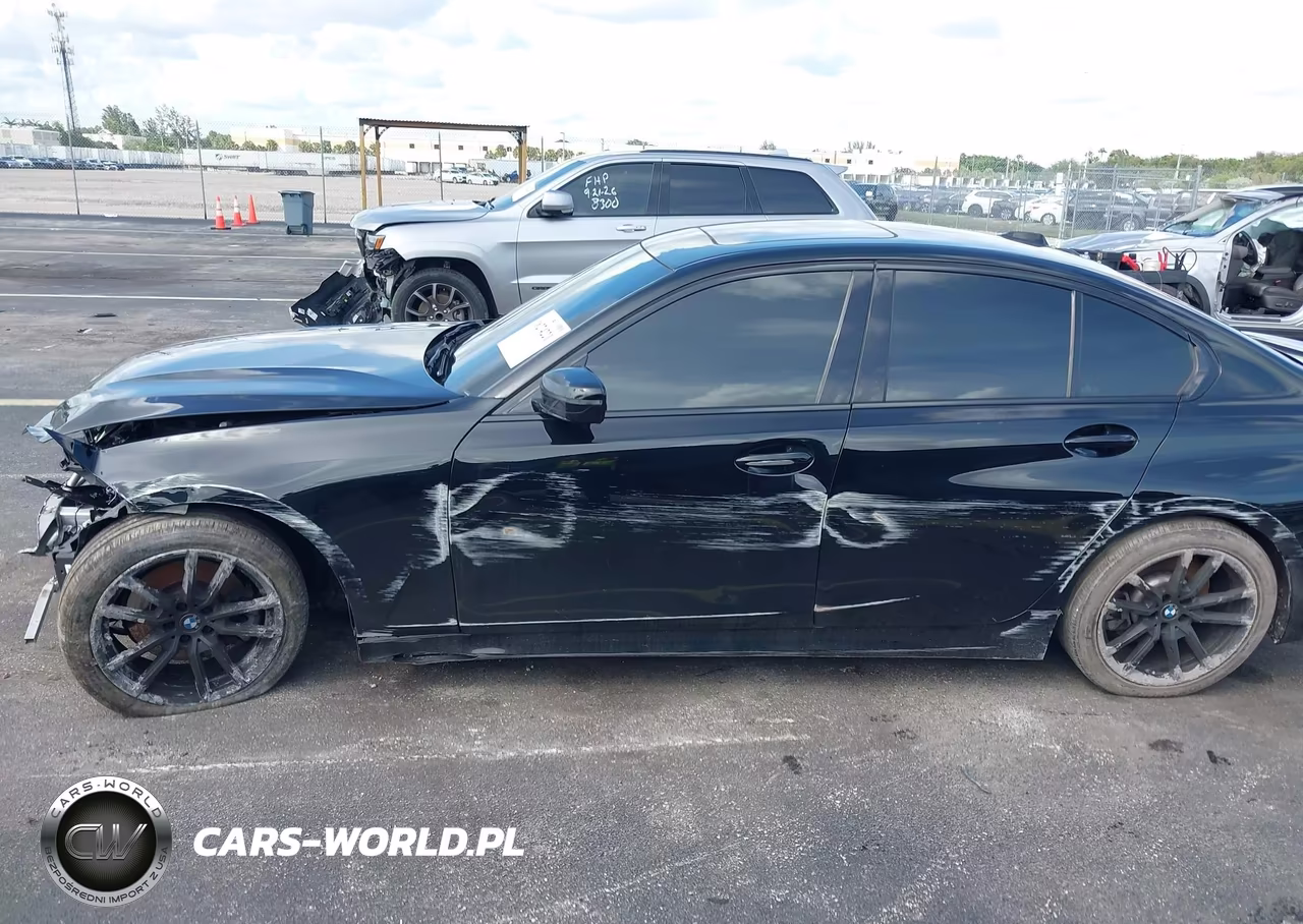 2023 BMW 330I VIN:3MW69FF00P8C83698 - 6