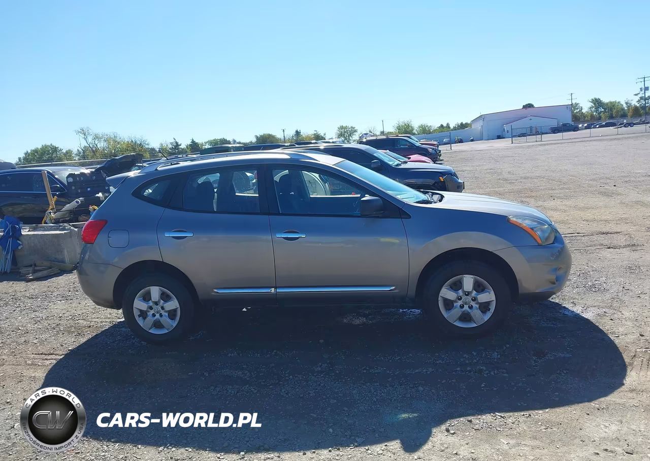 2015 Nissan Rogue Select S VIN:JN8AS5MV0FW750834 - 13