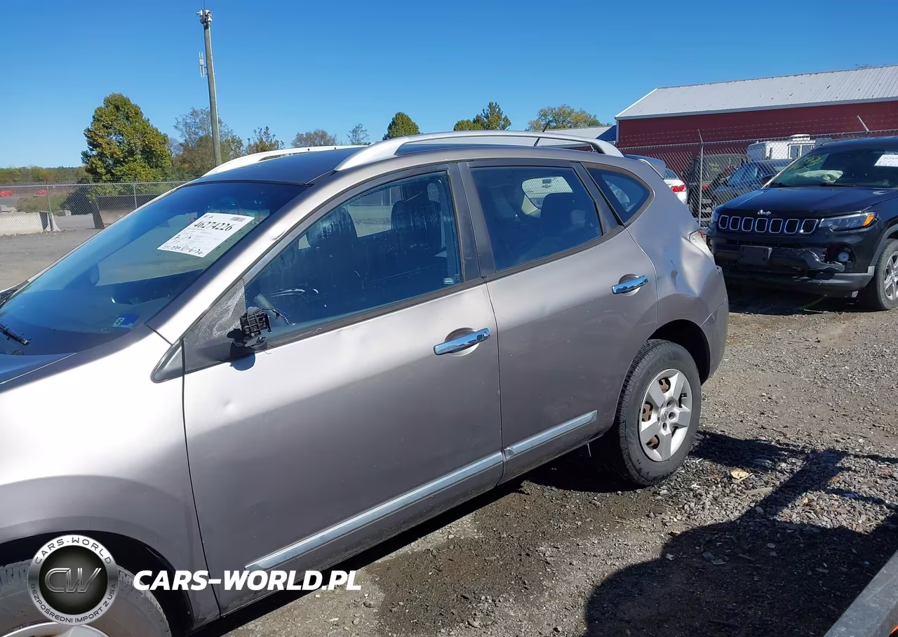 2015 Nissan Rogue Select S VIN:JN8AS5MV0FW750834 - 17