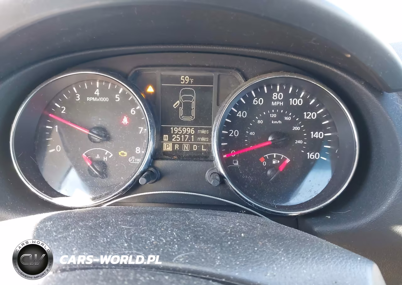 2015 Nissan Rogue Select S VIN:JN8AS5MV0FW750834 - 7
