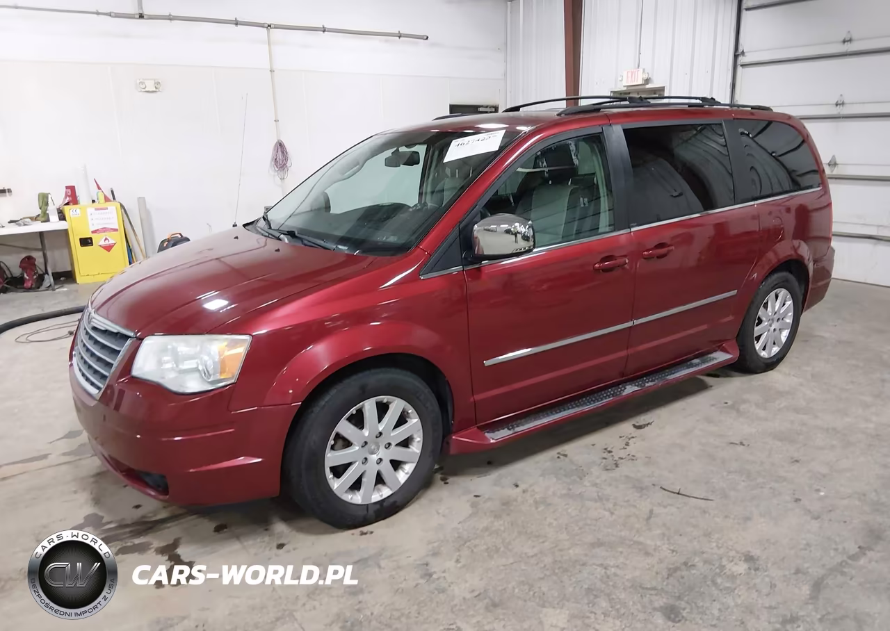 2010 Chrysler Town & Country Touring Plus VIN:2A4RR8DX3AR387860 - 2