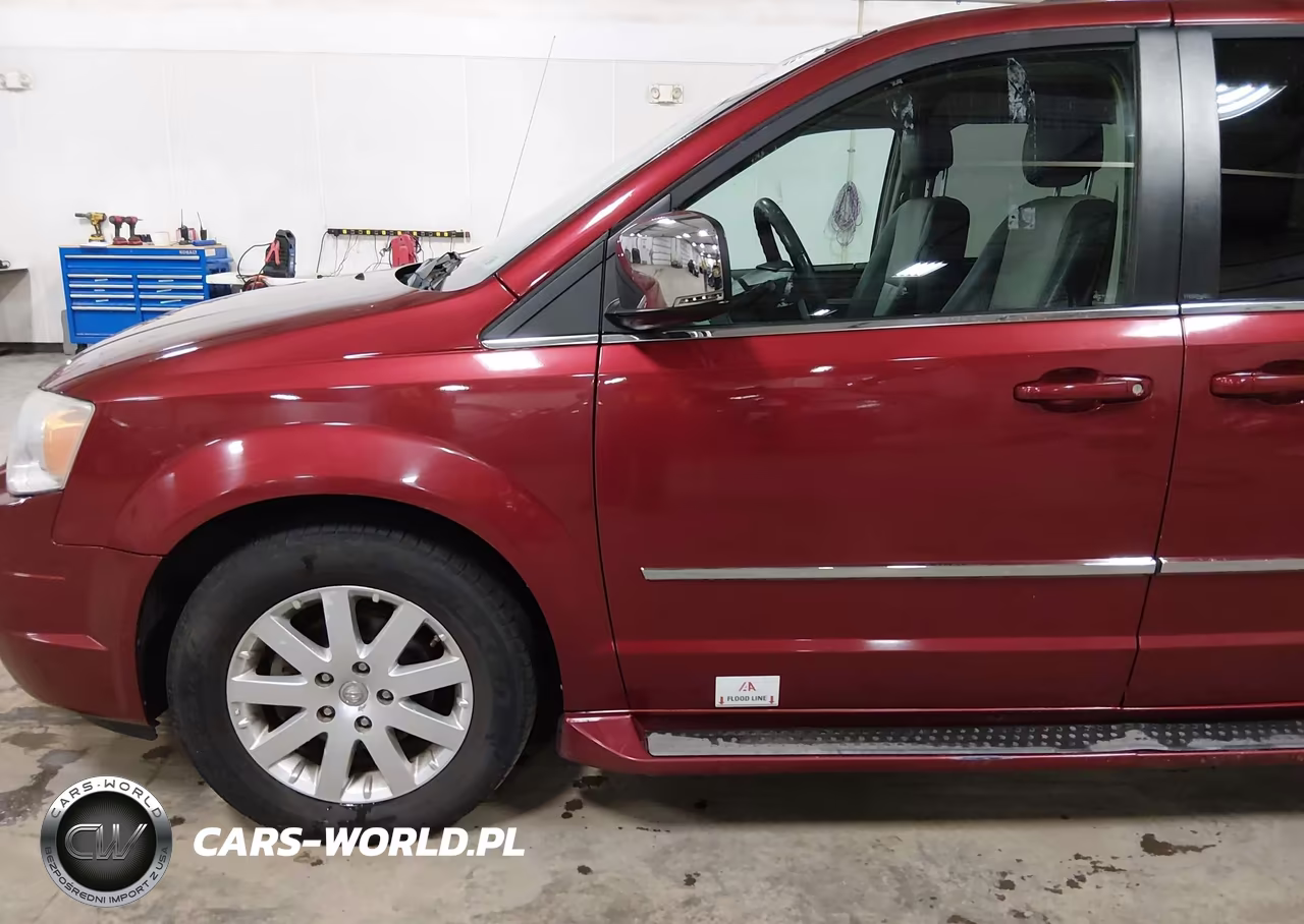 2010 Chrysler Town & Country Touring Plus VIN:2A4RR8DX3AR387860 - 6