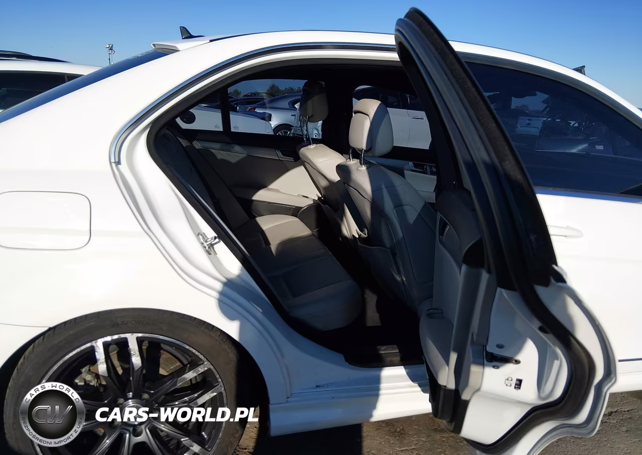 2013 Mercedes-Benz C 250 Sport VIN:WDDGF4HB4DR253873 - 8