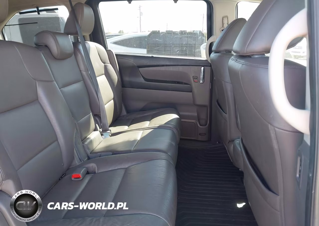 2016 Honda Odyssey Touring-Touring Elite VIN:5FNRL5H90GB081690 - 8
