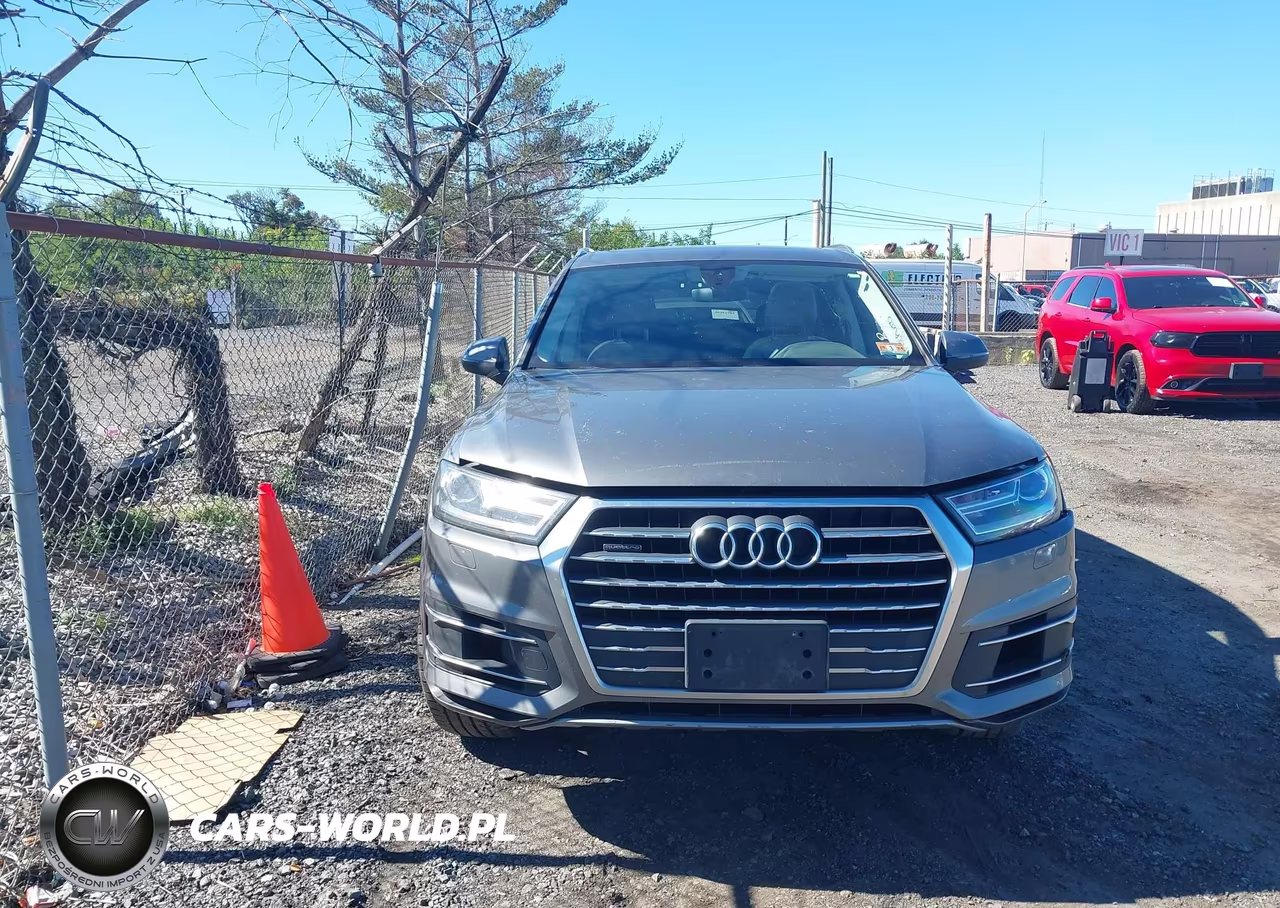 2017 Audi Q7 3.0T Premium VIN:WA1LABF76HD030063 - 13