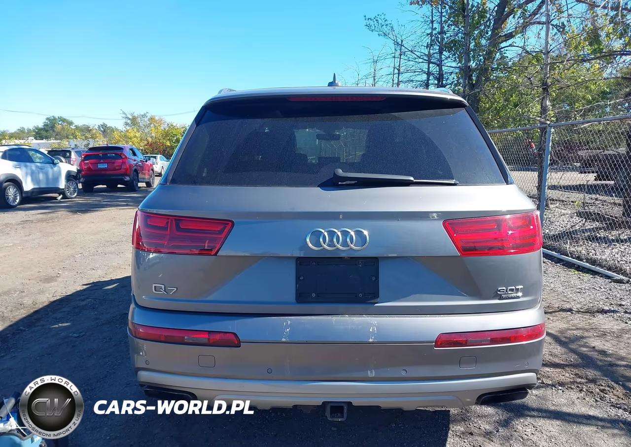 2017 Audi Q7 3.0T Premium VIN:WA1LABF76HD030063 - 17