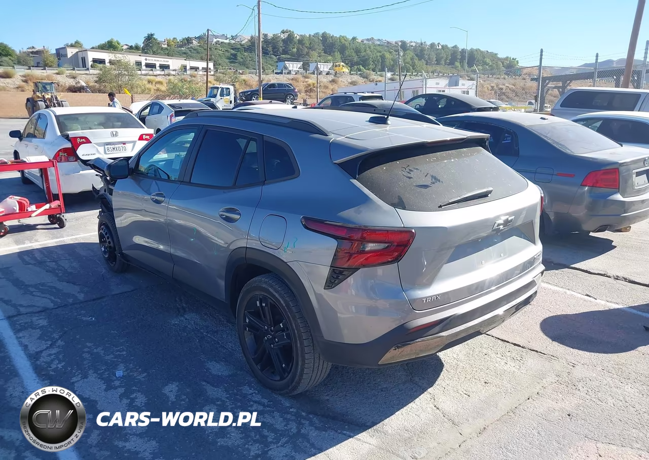 2024 Chevrolet Trax Fwd Activ VIN:KL77LKE2XRC025332 - 3
