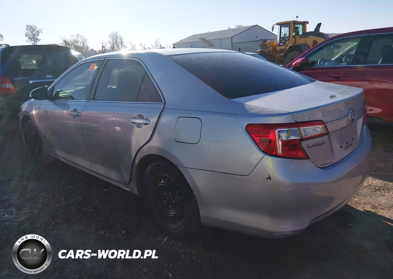 2013 Toyota Camry Le VIN:4T1BF1FK8DU216968 - 3