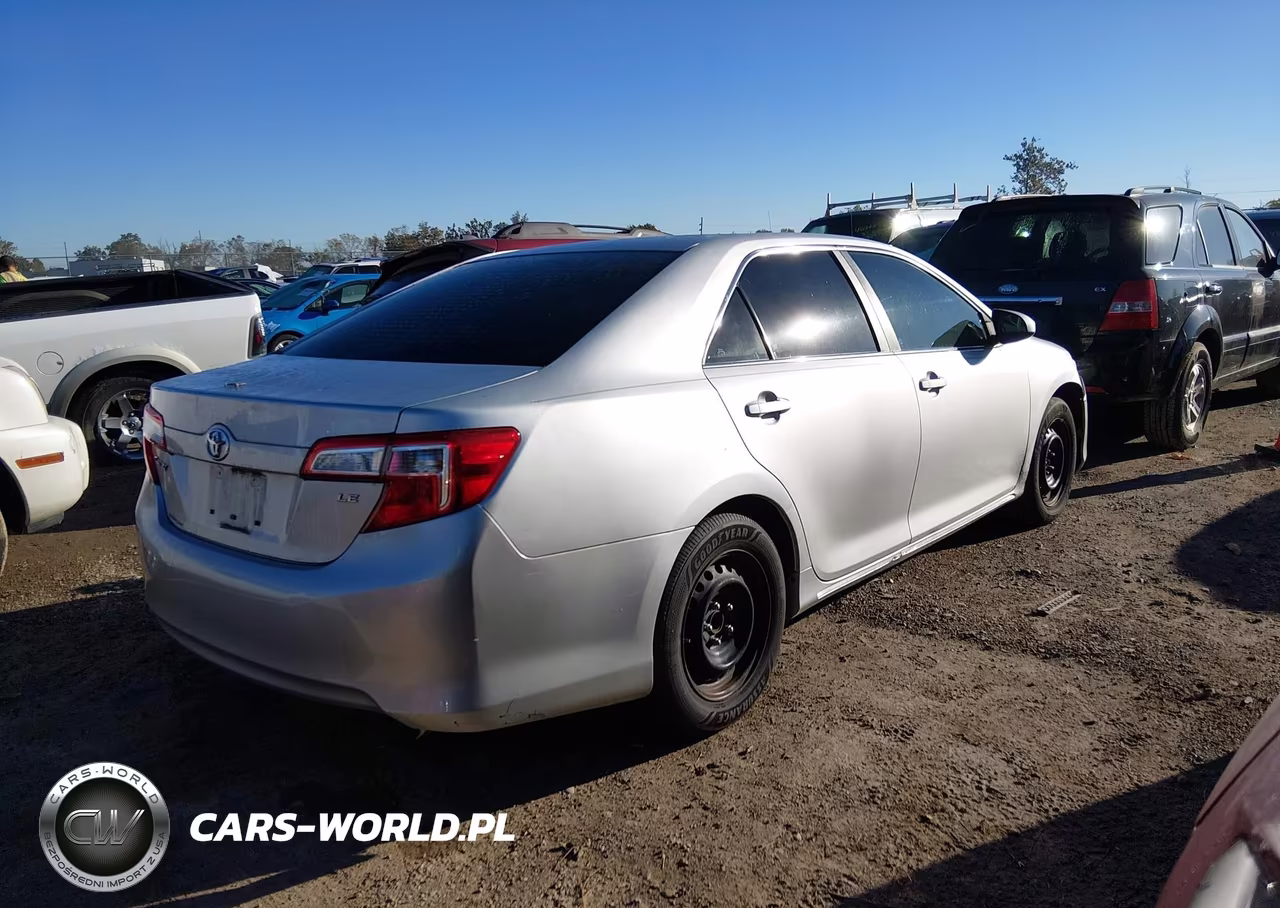 2013 Toyota Camry Le VIN:4T1BF1FK8DU216968 - 4