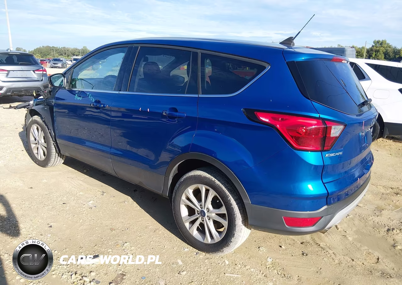 2019 Ford Escape Se VIN:1FMCU0GD8KUA81010 - 3