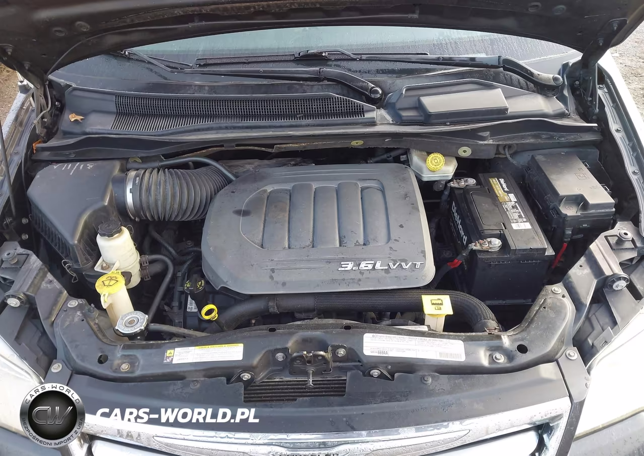 2012 Chrysler Town & Country Touring VIN:2C4RC1BG1CR245768 - 10