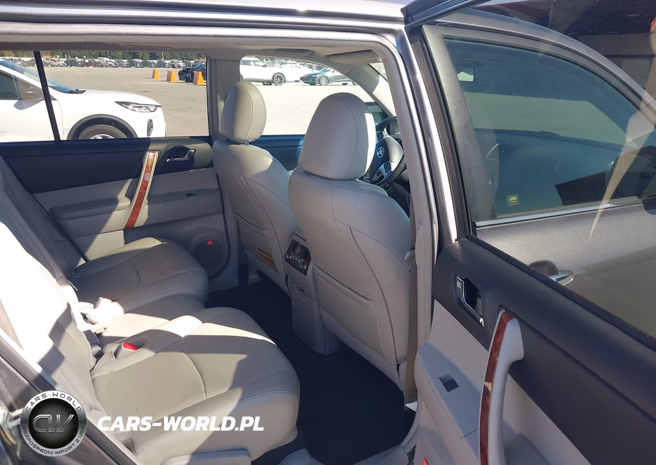 2013 Toyota Highlander Limited V6 VIN:5TDDK3EH6DS274818 - 8