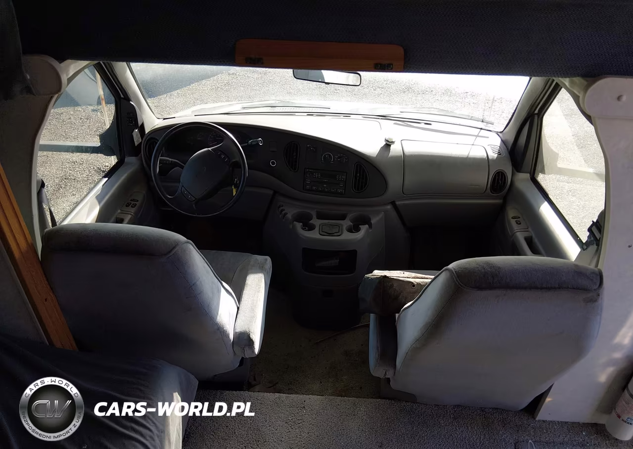 2000 Ford E-450 Cutaway Standard VIN:1FDXE45S3YHB92413 - 5