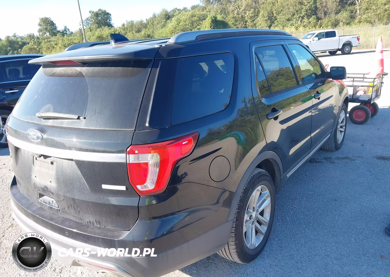 2016 Ford Explorer Xlt VIN:1FM5K7DH9GGB35449 - 4