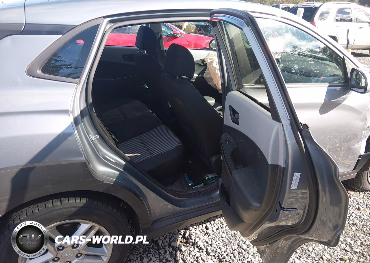 2021 Hyundai Kona Se VIN:KM8K1CAA1MU658337 - 8