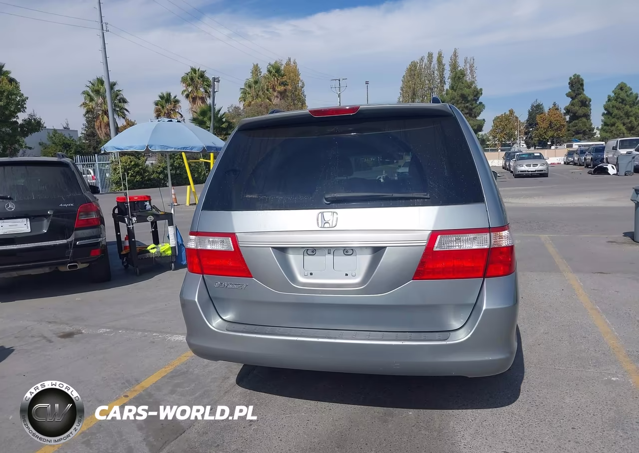 2006 Honda Odyssey Ex VIN:5FNRL38466B051956 - 16