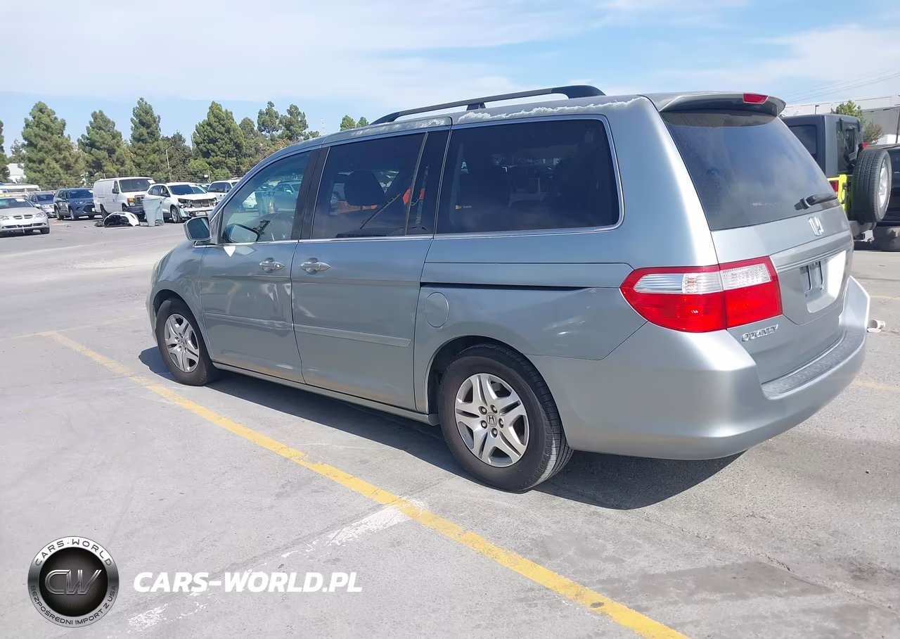 2006 Honda Odyssey Ex VIN:5FNRL38466B051956 - 3