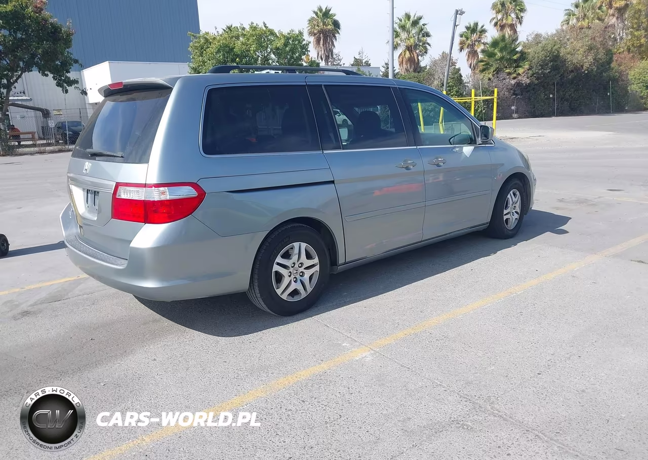2006 Honda Odyssey Ex VIN:5FNRL38466B051956 - 4