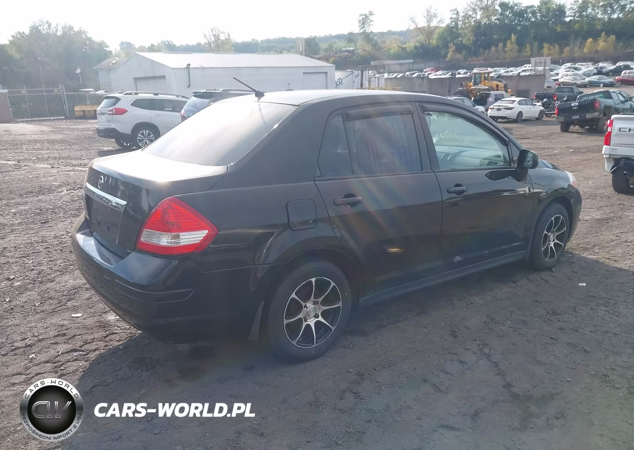2011 Nissan Versa 1.8S VIN:3N1BC1AP7BL379279 - 4