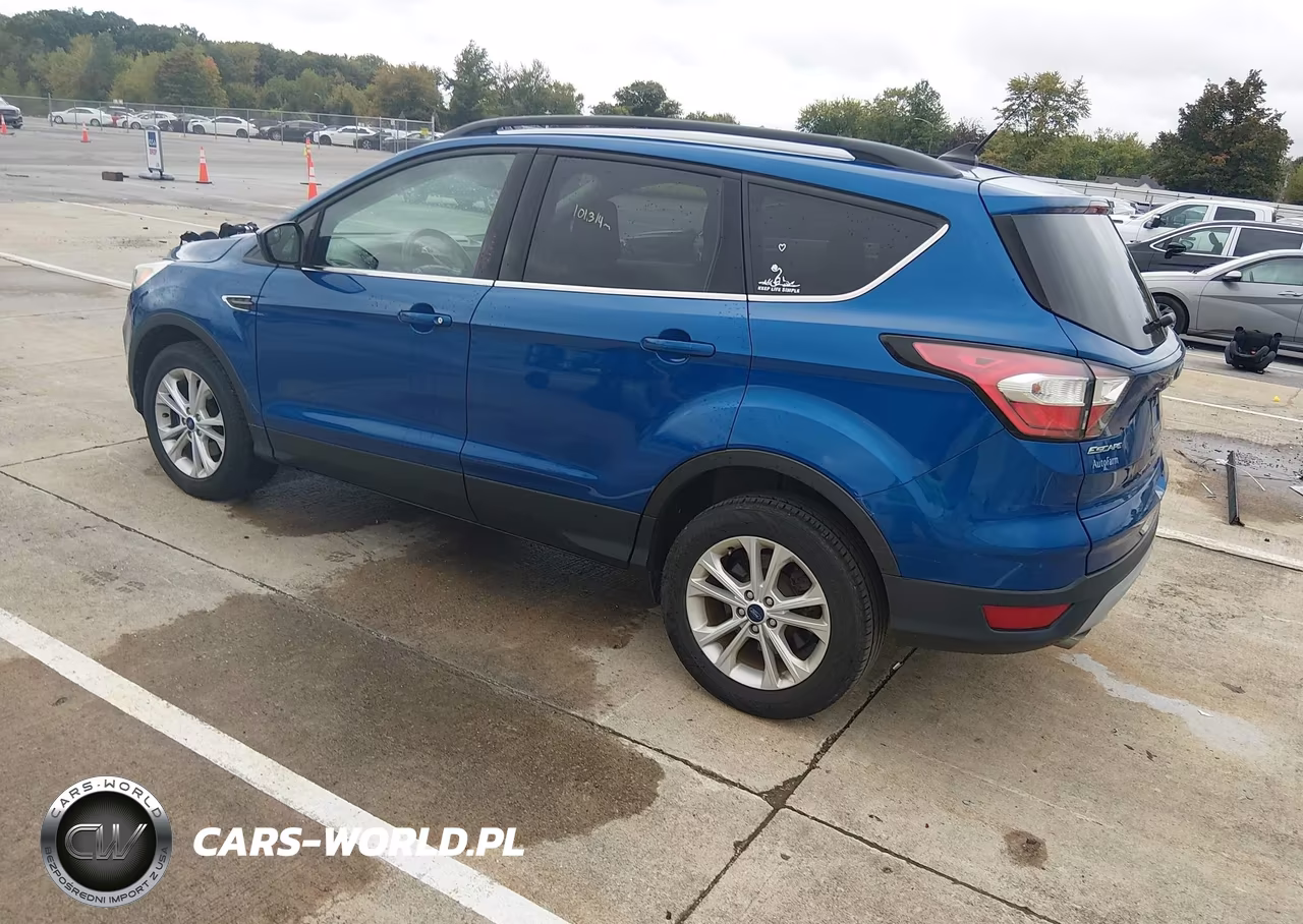 2018 Ford Escape Se VIN:1FMCU0GD1JUC57443 - 3