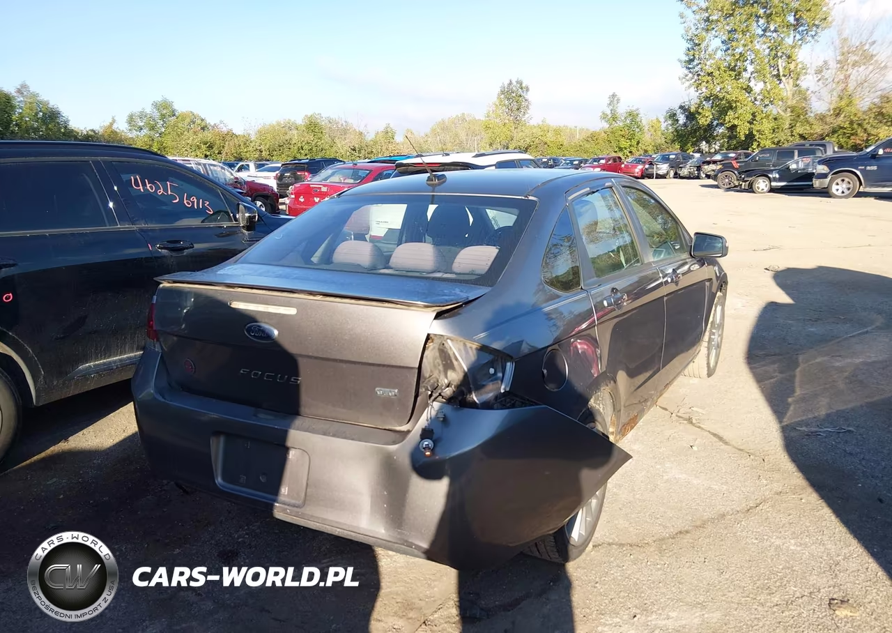 2011 Ford Focus Ses VIN:1FAHP3GN6BW119355 - 4