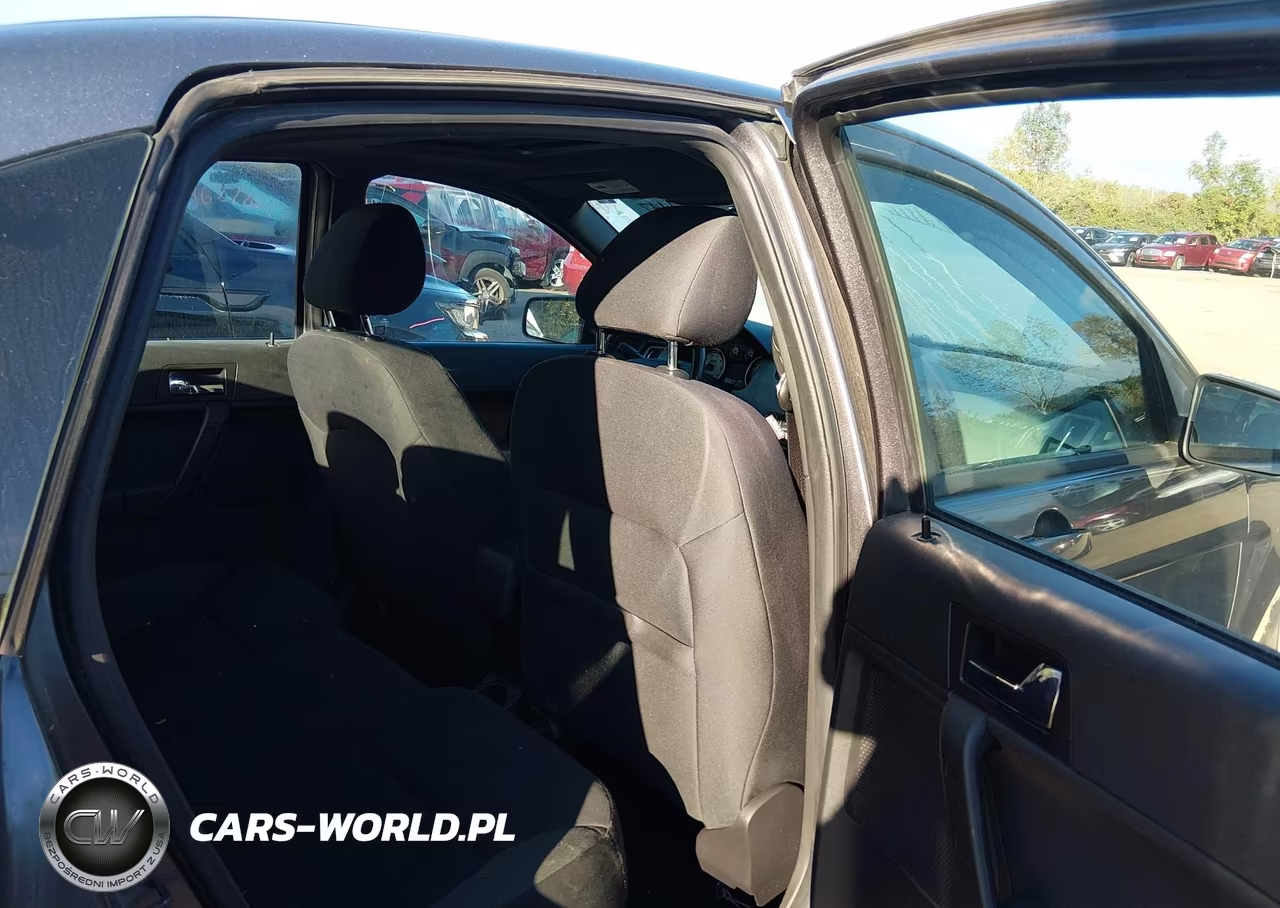 2011 Ford Focus Ses VIN:1FAHP3GN6BW119355 - 8