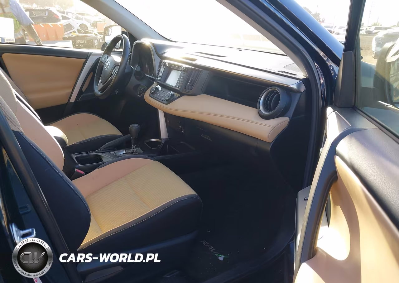 2017 Toyota Rav4 Xle VIN:JTMWFREV6HJ136575 - 5