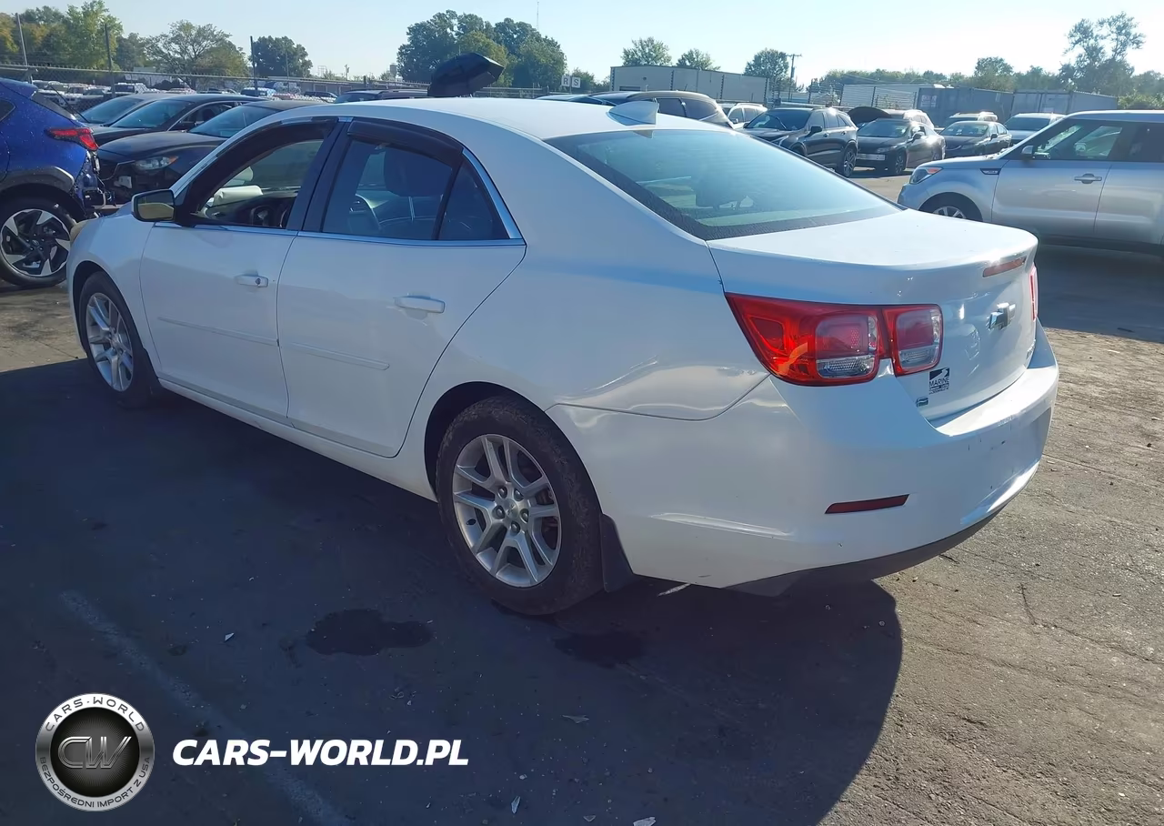 2015 Chevrolet Malibu 1Lt VIN:1G11C5SL1FF117925 - 3