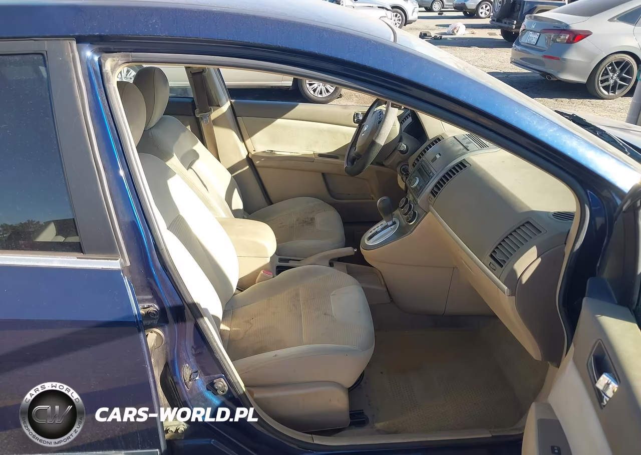 2011 Nissan Sentra 2.0S VIN:3N1AB6APXBL693570 - 5