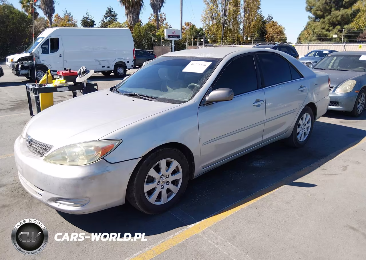 2003 Toyota Camry Le VIN:4T1BE32K93U759832 - 2