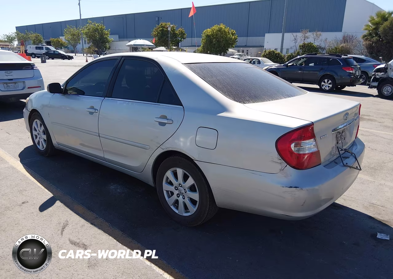 2003 Toyota Camry Le VIN:4T1BE32K93U759832 - 3