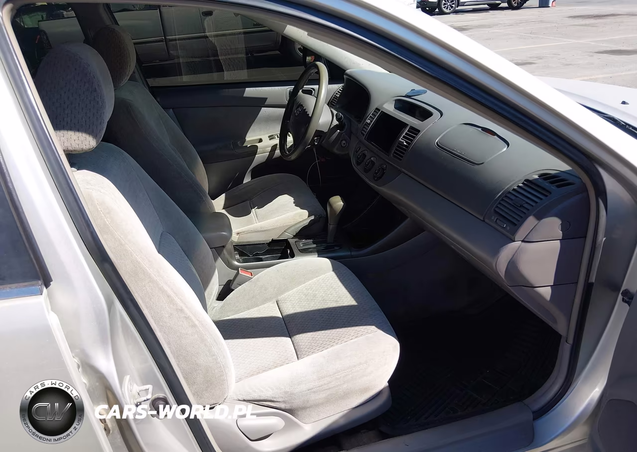 2003 Toyota Camry Le VIN:4T1BE32K93U759832 - 5