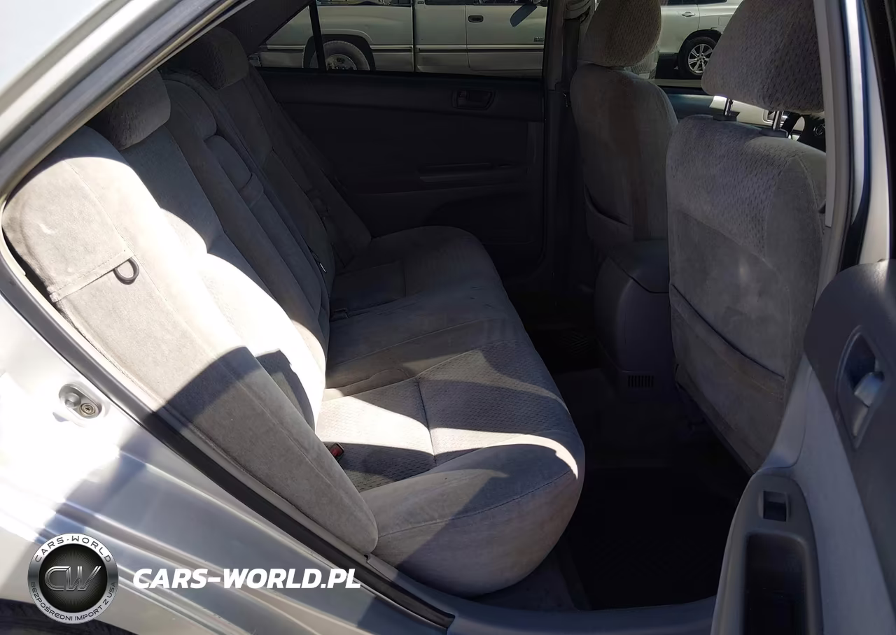 2003 Toyota Camry Le VIN:4T1BE32K93U759832 - 8