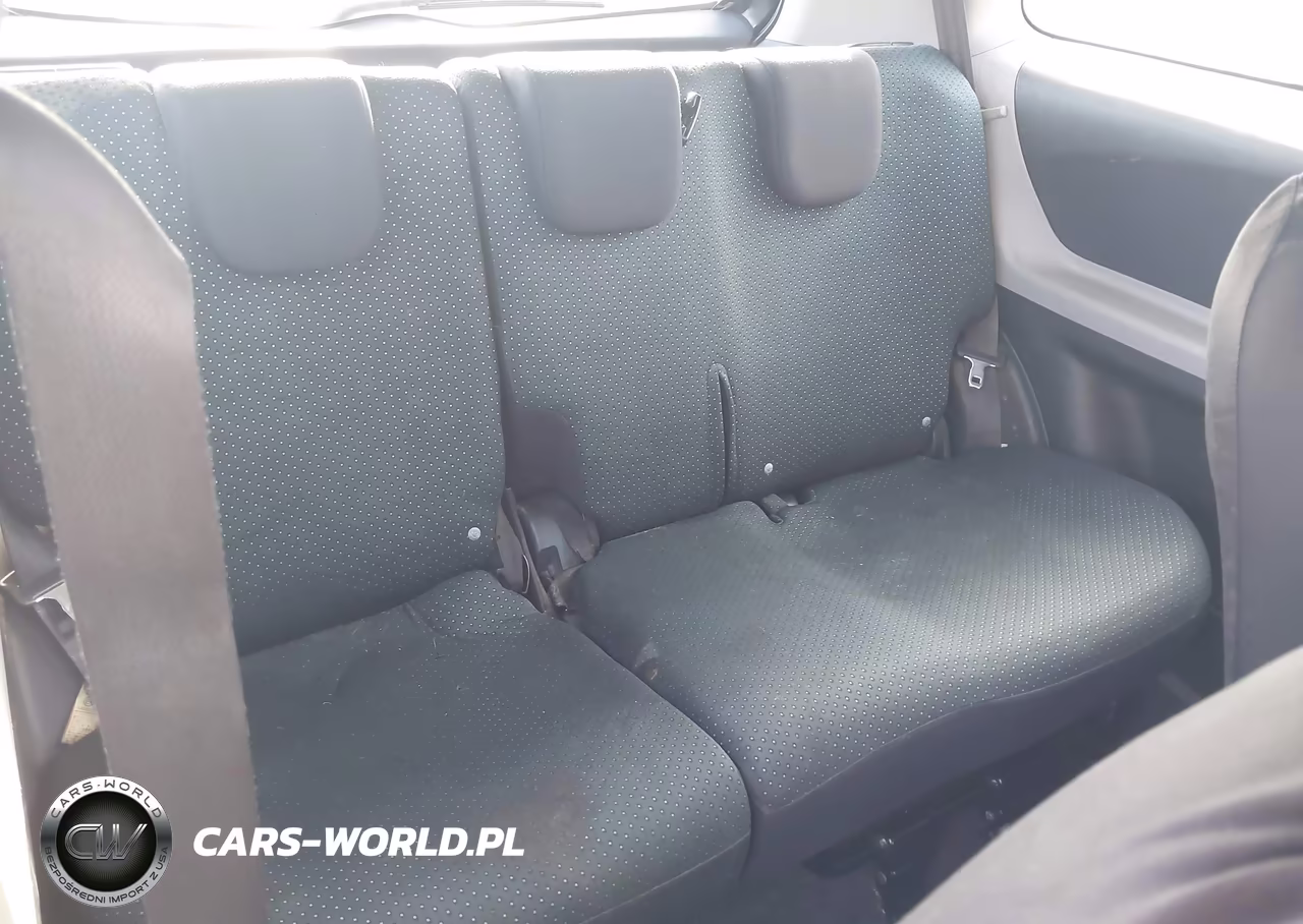 2007 Toyota Yaris VIN:JTDJT923275089087 - 8