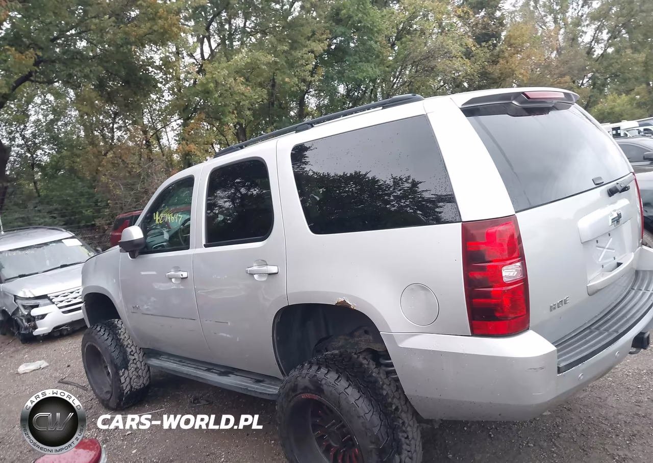 2011 Chevrolet Tahoe Lt VIN:1GNSKBE01BR150177 - 14