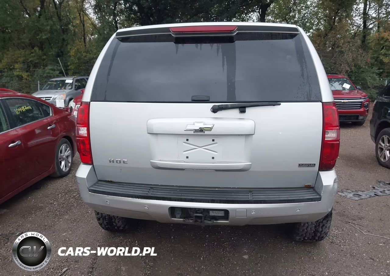 2011 Chevrolet Tahoe Lt VIN:1GNSKBE01BR150177 - 16