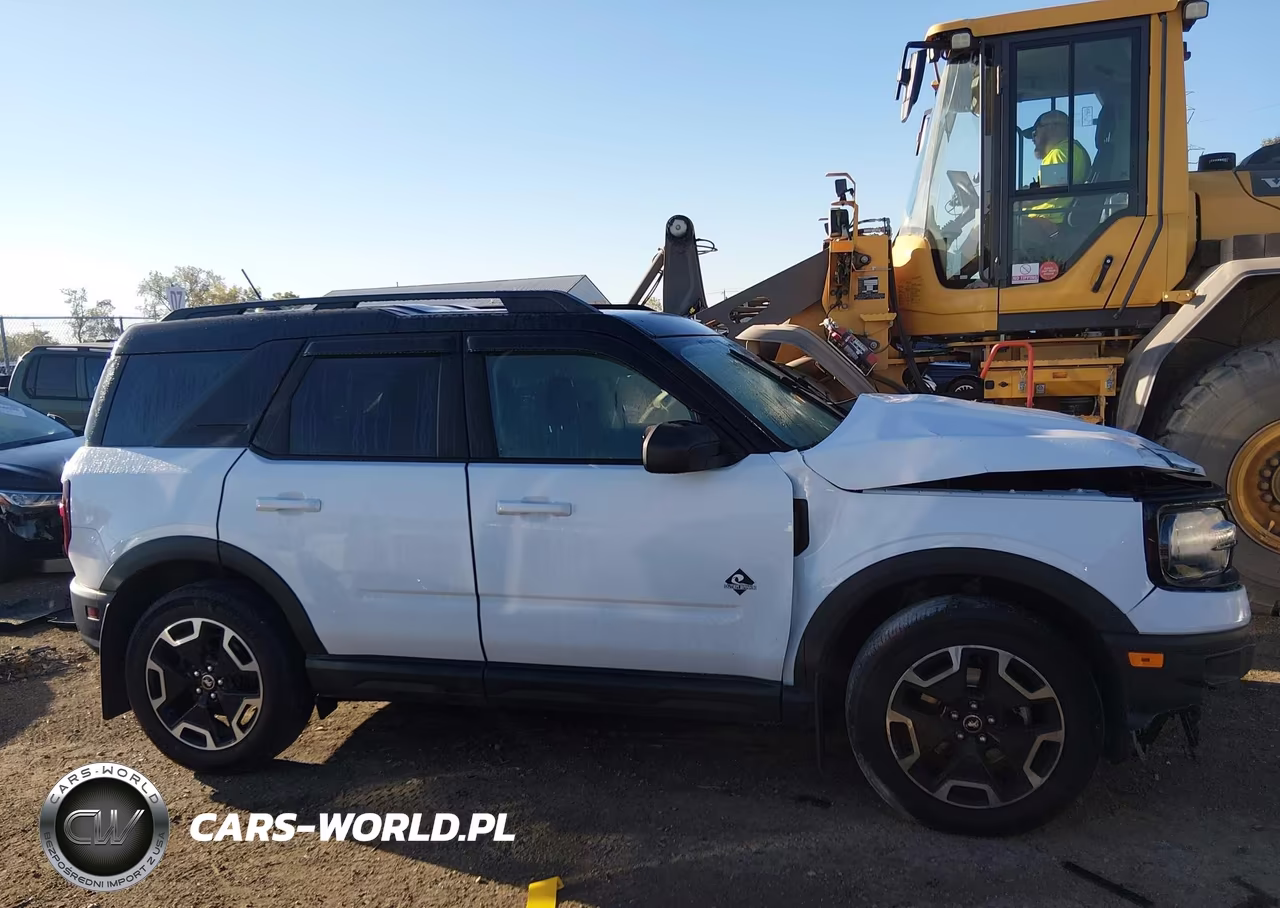 2021 Ford Bronco Sport Outer Banks VIN:3FMCR9C61MRA92969 - 13