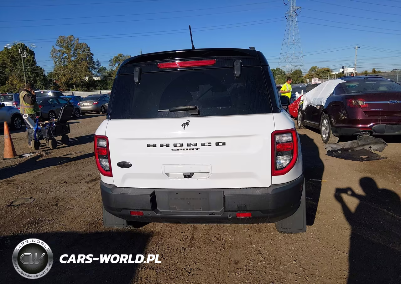 2021 Ford Bronco Sport Outer Banks VIN:3FMCR9C61MRA92969 - 16
