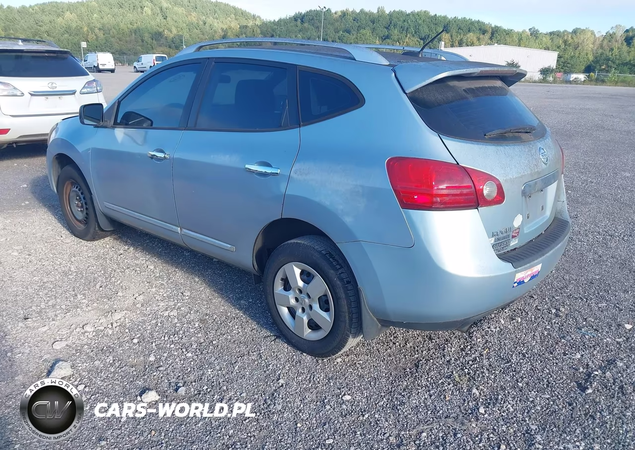 2015 Nissan Rogue Select S VIN:JN8AS5MT4FW152874 - 3