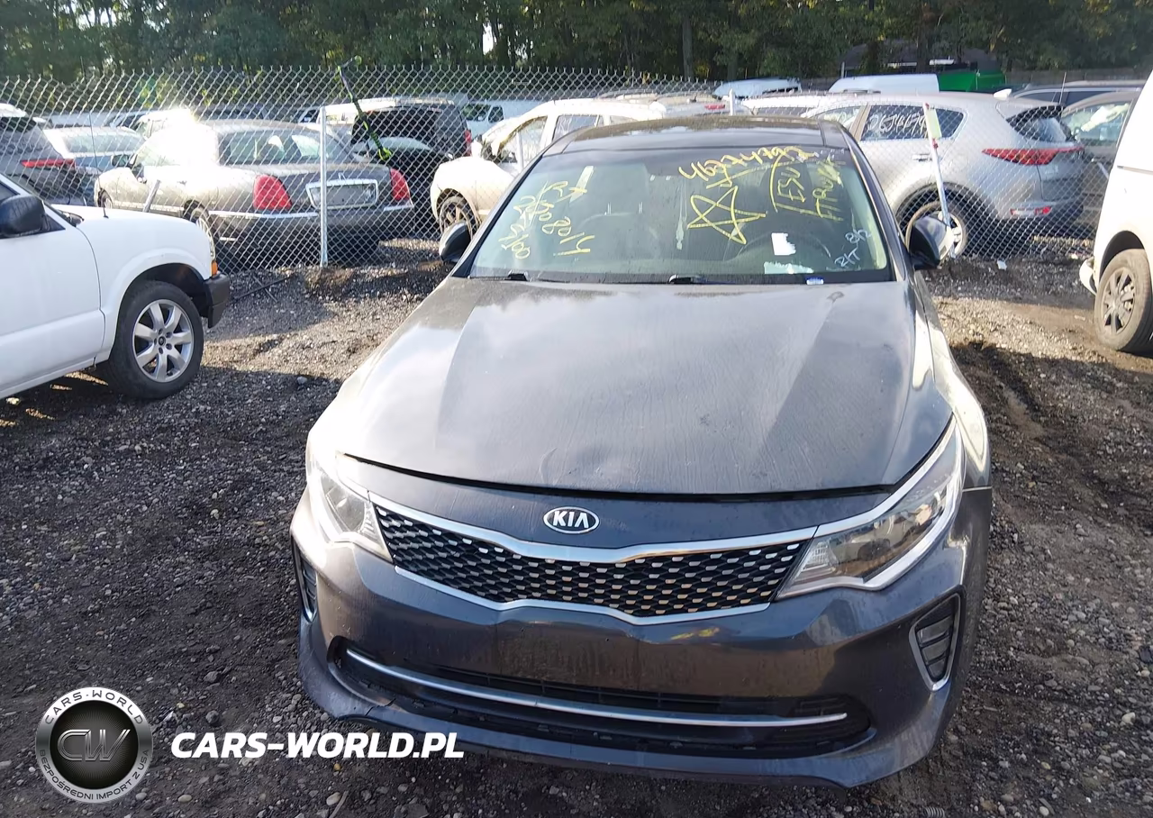 2018 Kia Optima S VIN:5XXGT4L3XJG242975 - 11