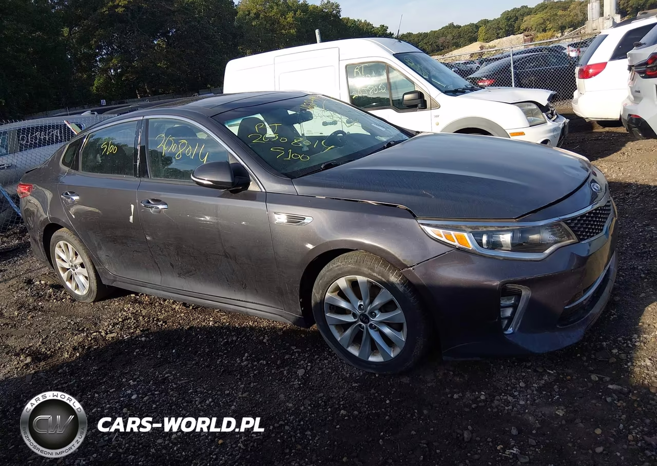 2018 Kia Optima S VIN:5XXGT4L3XJG242975 - 12