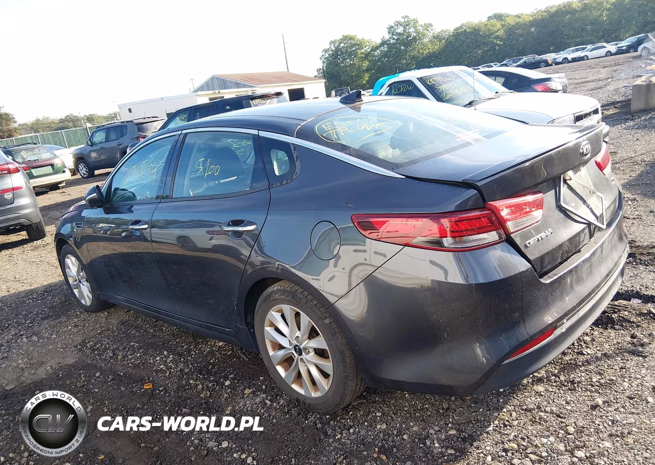 2018 Kia Optima S VIN:5XXGT4L3XJG242975 - 13