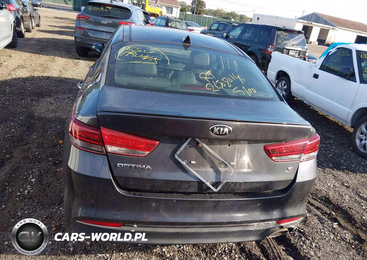 2018 Kia Optima S VIN:5XXGT4L3XJG242975 - 15