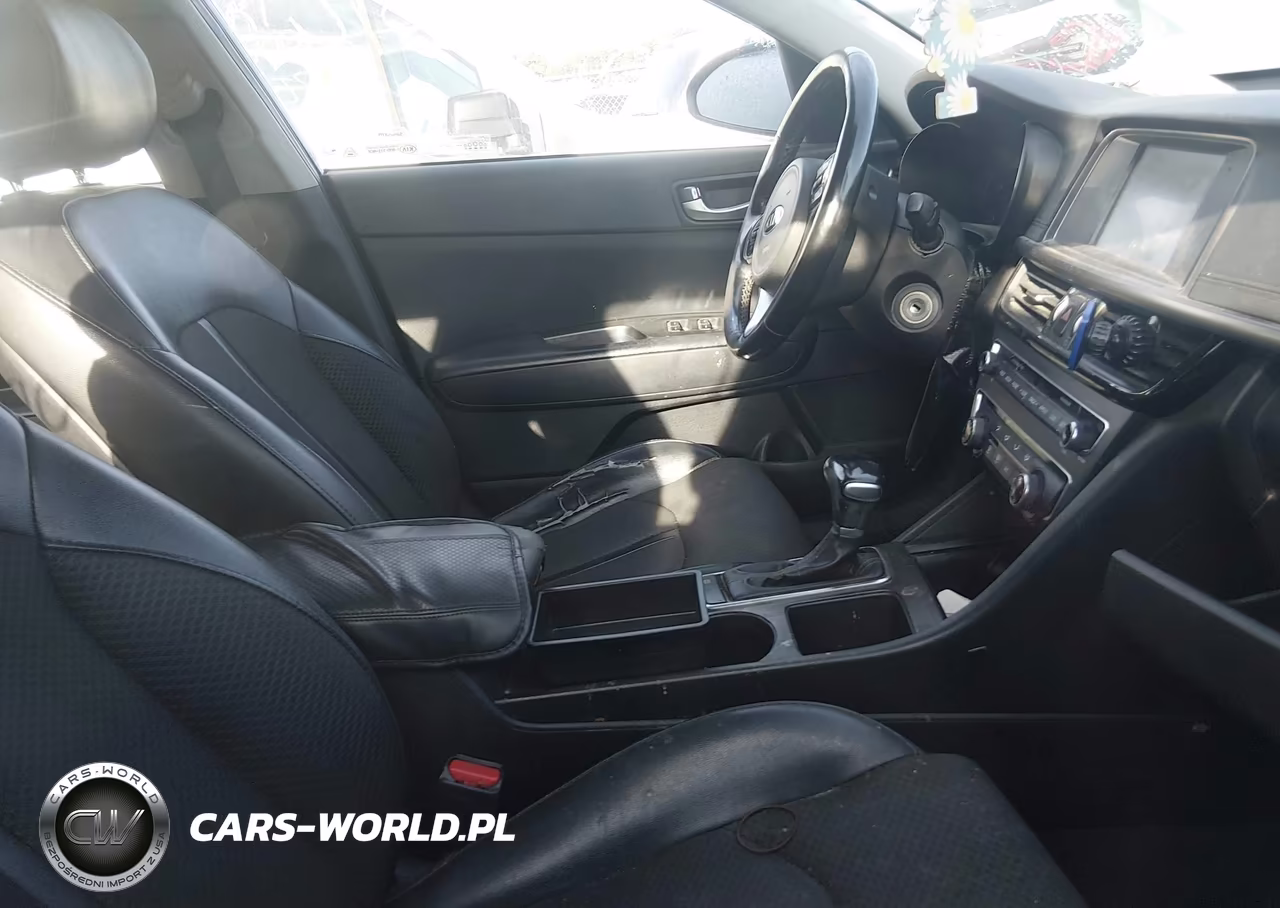 2018 Kia Optima S VIN:5XXGT4L3XJG242975 - 5