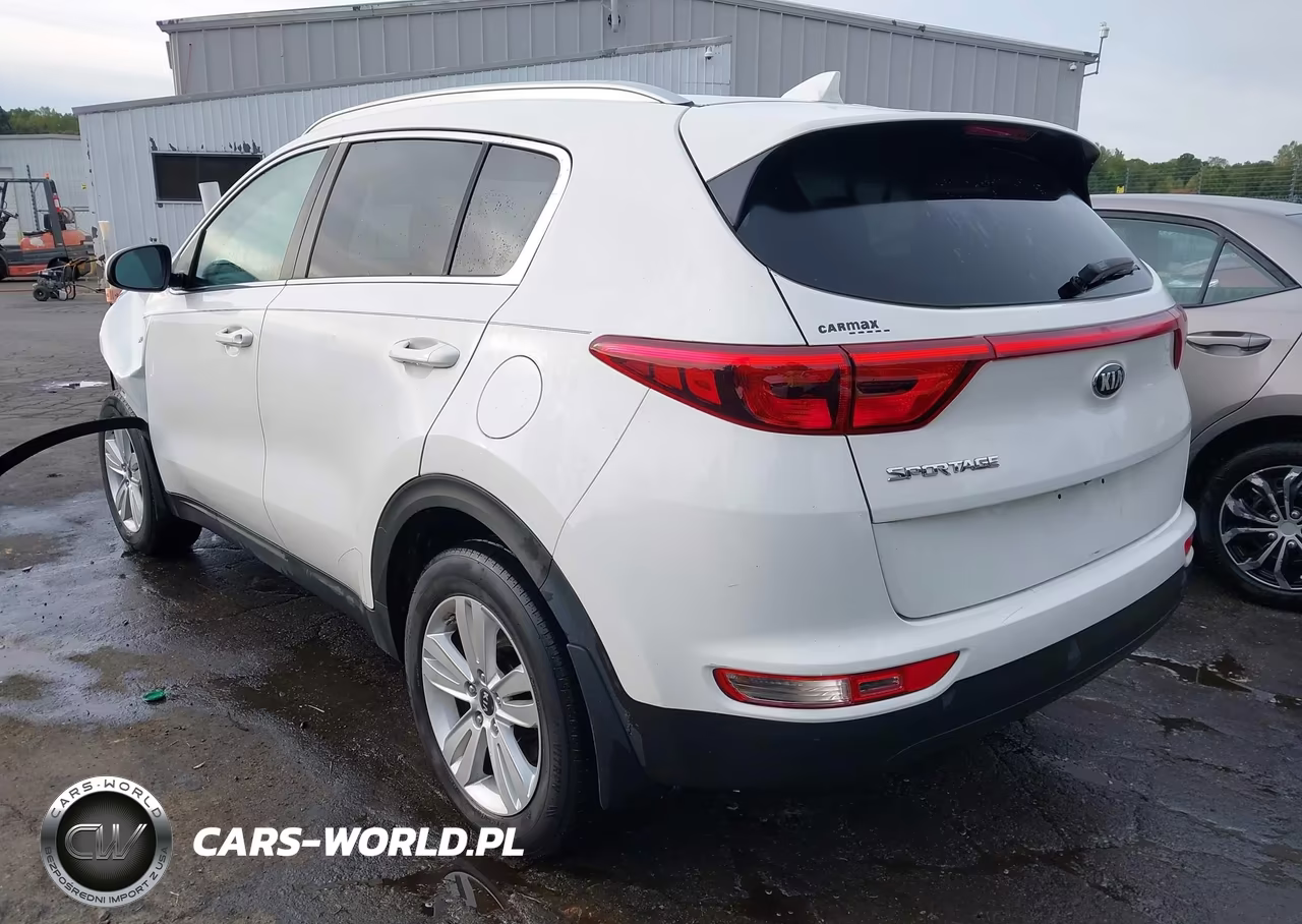 2018 Kia Sportage Lx VIN:KNDPMCAC2J7394431 - 3